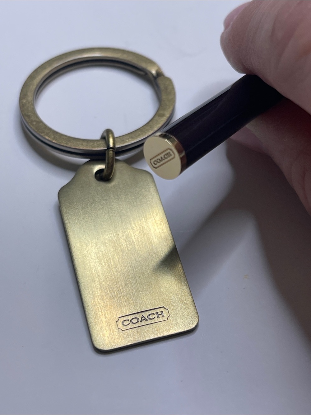 Coach Antique Gold Logo Tag Keyring with Black Inset and Coach Pen - Picture 4 of 6